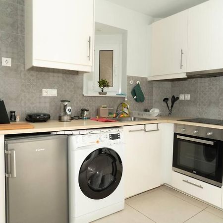 Homey Renovated 1 Bedroom Apartment In Kesariani Athens Luaran gambar